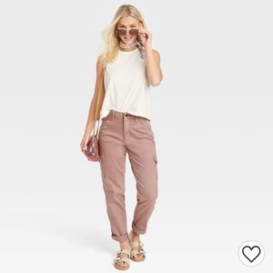 Women's High-Rise Boyfriend Cargo Pants - Universal Thread™ Light Brown
